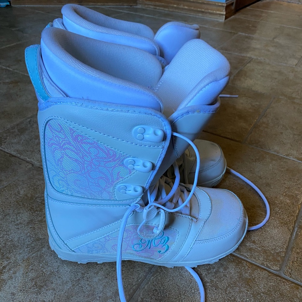 Womens m3 snowboard boots
